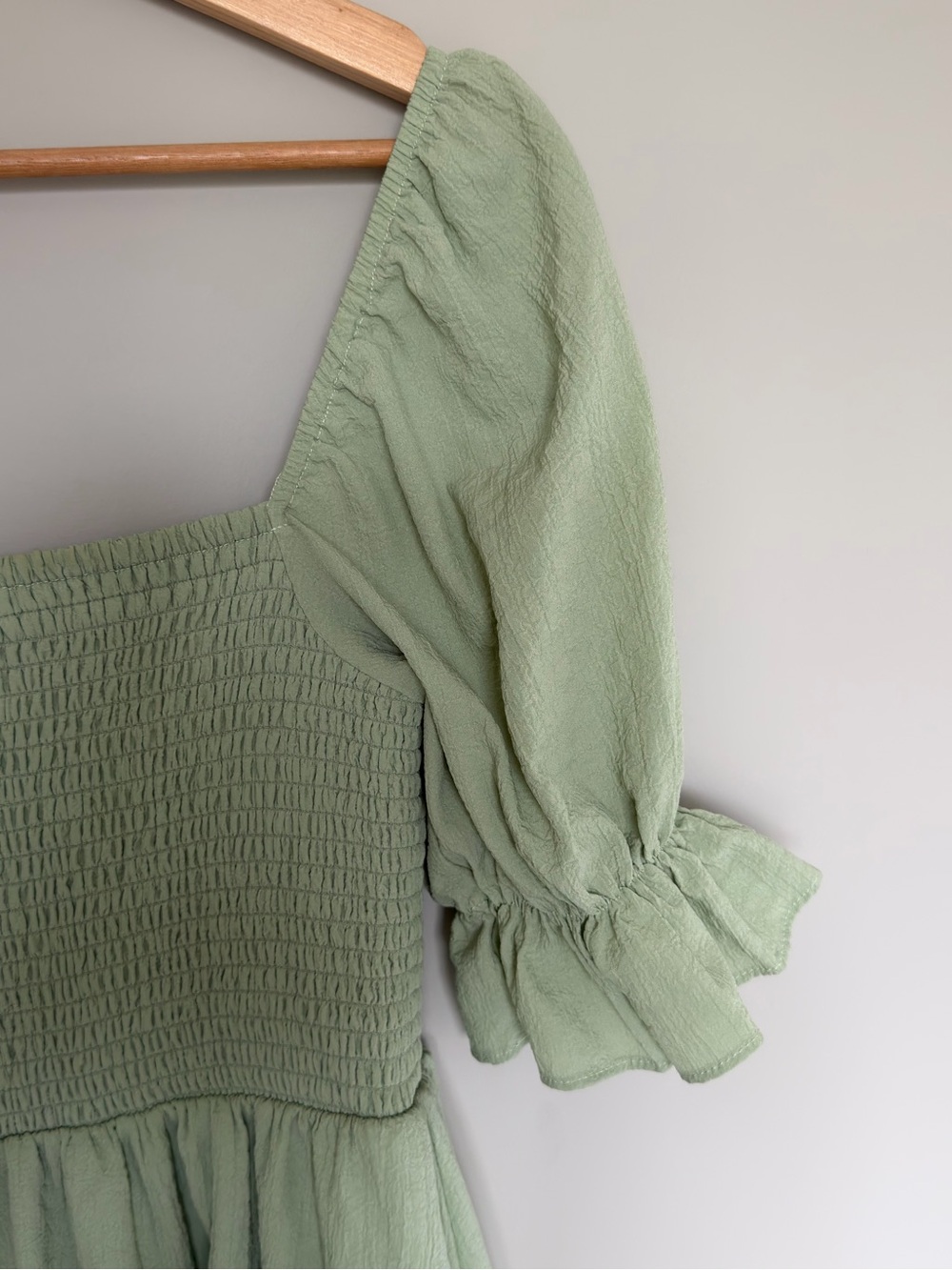 Altar’d State Sage Green Smocked Midi Dress Puff Sleeve Square Neck Size S - Picture 8 of 8